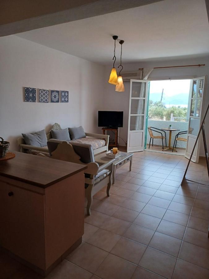 Kleftiko Apartment Adamantas  Ngoại thất bức ảnh